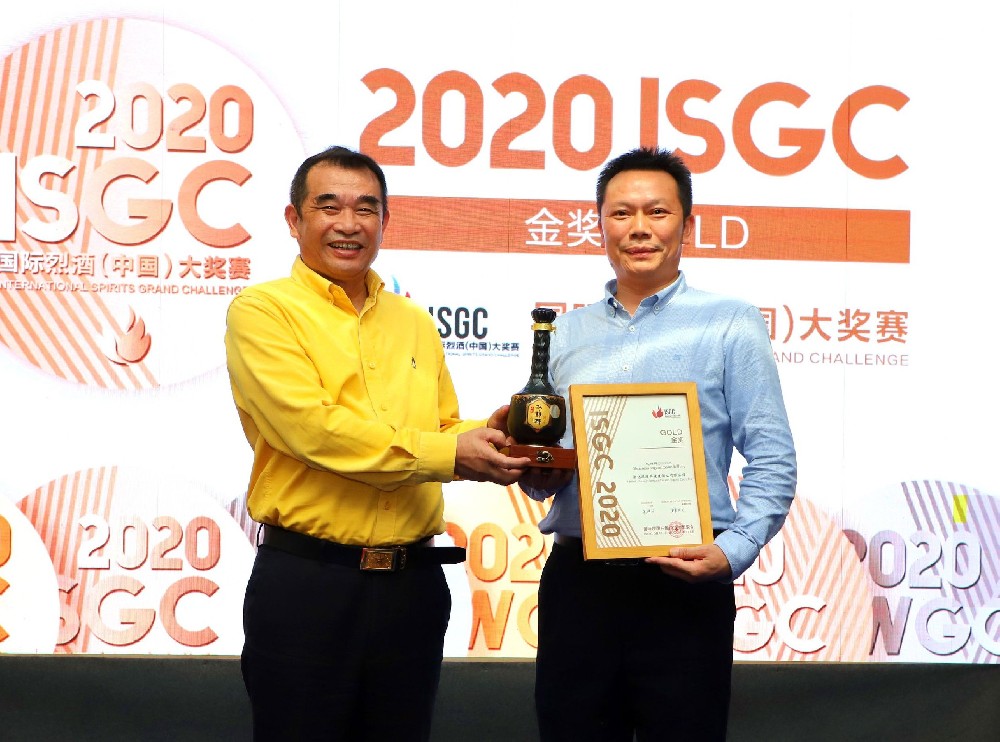 全國(guó)糖酒交易會(huì)，石花雙雄醉健康酒榮獲國(guó)際大賽金銀兩項(xiàng)大獎(jiǎng)