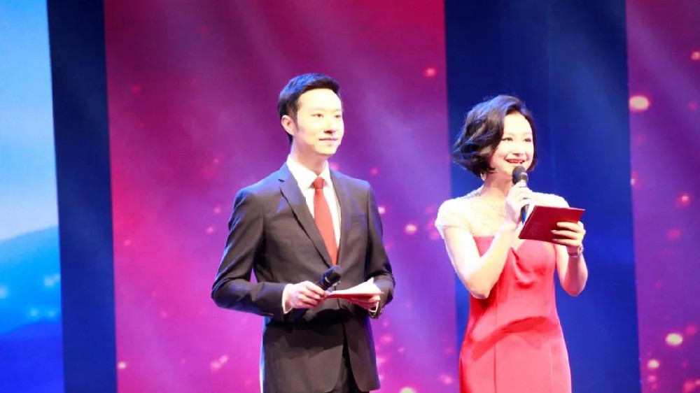 百年輝煌賦成華章，“‘石花雙雄醉’企業(yè)永遠跟黨走”詩歌朗誦會圓滿成功